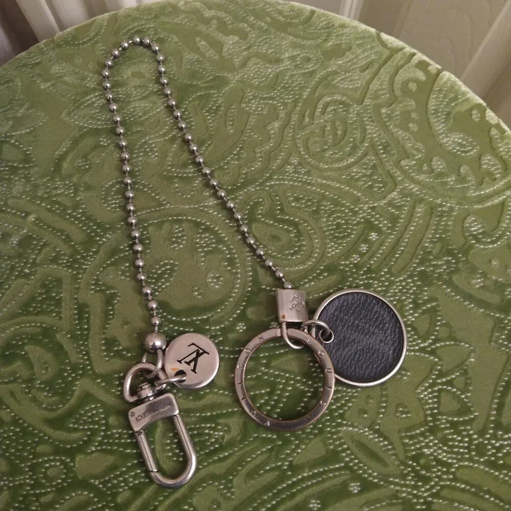 Louis Vuitton Monogram ID Porte Cles Chain Holder